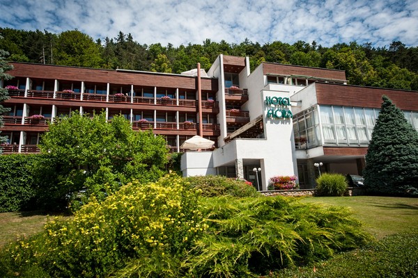 Hotel Flóra Trenčianske Teplice